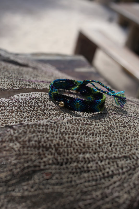 LORAE RUSSO x CASA VIOLETA: SHELL BRACELET